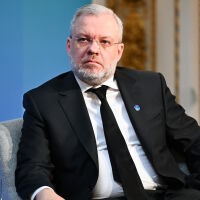 Уволнен заради корупция министър на Украйна е задържан при опит да напусне страната