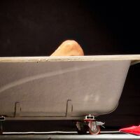 Когато не се вписваш, коНбинираш...