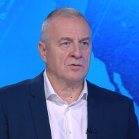 Йовчев: Като че ли кабинетът пресъздава възможностите за коалиция между ПП-ДБ и президента