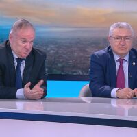 Какво правят американски военни самолети на летище „Васил Левски“ в София?