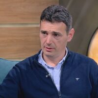 „Имаше нещо като предупреждение във вид на съобщение“: Кмета на Бистрица за палежa по дома му