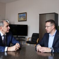 Здравният министър не прие оставката на д-р Благомир Здравков, шеф на детската болница 