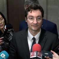 Крум Зарков: Депутатите от БСП, отхвърлили ветото на президента Йотова, няма да са депутати в следващото НС