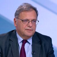 Юлиян Попов: Хора от групата на Ивайло Калушев идваха в МОСВ и при мен. Отказах да подновя меморандума