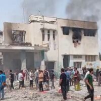 Ученички са убити при ракетен удар по девическо училище в Иран (ВИДЕО)