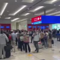 Българи са блокирани на летището в Дубай, чакали са около 4 часа в самолета (ВИДЕО)