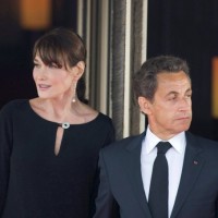 Съдят Никола Саркози и Карла Бруни - превърнали в развалини историческа сграда от 15. век