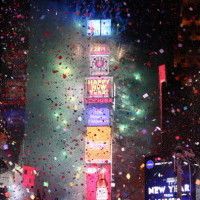 „Каквото и да си представяте, ще бъде много повече“: Новогодишната топка на „Таймс скуеър“ ще даде старт на 250-годишнината на САЩ