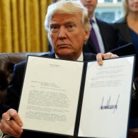 С указ Тръмп прекласифицира марихуаната като по-малко опасно вещество