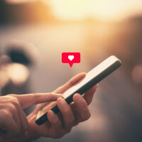 „Откривате, че сте се влюбили в робот“: Най-новият червен флаг за запознанства в мрежата