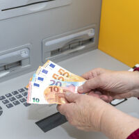 Увеличението на пенсиите през 2026 г.: Осъвременяване с около 8%