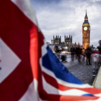 Мигранти подават фалшиви сигнали за домашно насилие, за да останат във Великобритания