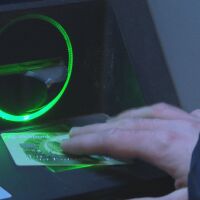 „Не работи, просто не работи“: Проблеми с тегленето на евро в първите часове на 2026 г. 