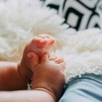 Първото бебе за 2026 г. се е родило 35 минути след полунощ