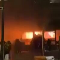 „Някой е пуснал фойерверки вътре“: Не се знае точно колко души е имало в опожарения на Нова година бар