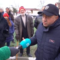 „Ако не оправят тока, затваряме моста за АЕЦ-а“: Село Долни Цибър заплаши с неподчинение заради спиране на тока и изгорели уреди