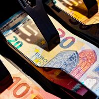 Продължават проверките на НАП и КЗК по спазването на Закона за еврото