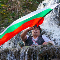 „Тренд“: Българите държат на своите идентичност и култура, но смятат, че те са застрашени