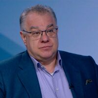 Д-р Мирослав Ненков: Схемите за крадене от държавата са прости, като да вземеш близалка от устата на дете