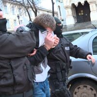 Зрелищна полицейска акция в центъра на София
