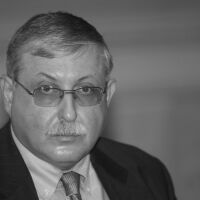 Внезапно си отиде финансистът Андрей Пръмов