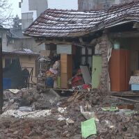 Част от къща се срути в строителен изкоп в столичния кв. „Надежда“