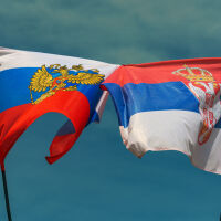 „Политико“: Русия и Сърбия тестват заедно звукови оръдия, ползват животни 