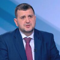 „Целта им е да се гласува само на хартия“: Според Йордан Иванов от ДСБ няма има скенери на изборите