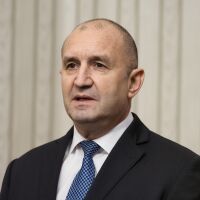 Румен Радев връчва третия и последен мандат за сформиране на правителство