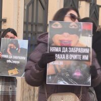 Градският съд на София гледа делото срещу Габриела Сашова и Красимир Георгиев за мъчение на животни