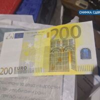 Задържани са фалшификатори, създавали „близнаци“ на крадени коли