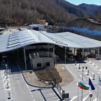 След 30 г. чакане: Разделени семейства се събират от двете страни на границата ни с Гърция 