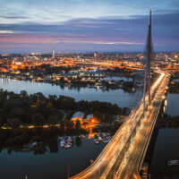 Протест в Белград след акция на полицията срещу студенти в Нови Сад