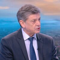 Ген. Константин Попов: Излизането на Румен Радев на политическия терен в този момент е грешка