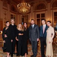 Първата публична изява на семейство Бекъм след скандала: Награждават Виктория 