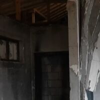 Девети месец гимназията по приложни изкуства в Трявна е с временен покрив след пожар