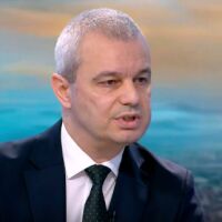 Костадинов: Дава се време за последни сделки на правителството. И може би договаряне на "мек преход"