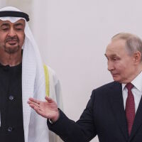 Владимир Путин се срещна в Москва с президента на ОАЕ преди преговорите за Украйна