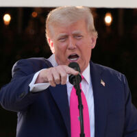 Тръмп заведе дело за 10 млрд. долара срещу американската приходна агенция за нанесени вреди