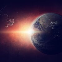 "Земята е обречена, слънцето ще ни погълне"