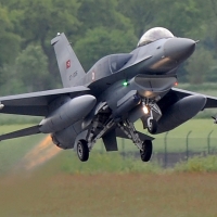 Турция е изпратила изтребители F-16 в Сомалия