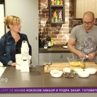 Гладиатори в кухнята: американски палачинки с банан и сладко от манго от Димитър