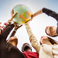 Учени: Земята не може да понесе увеличаващото се население