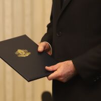 Румен Радев ще връчи третия мандат на АПС