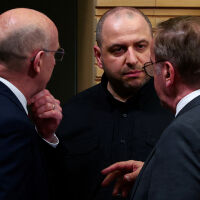 Висш служител по сигурността на Украйна отрече да е приел условията на мирния план на Доналд Тръмп