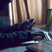 Китайски хакери манипулираха Claude AI и го накараха да пробие технологични компании и финансови институции