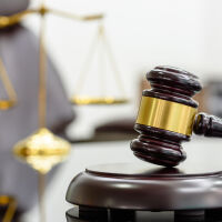 Условна присъда за учителя от София, имал сексуални отношения с 13-годишна ученичка