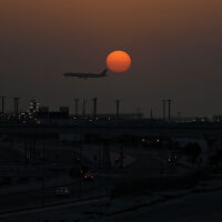 Иран частично отваря въздушното си пространство 