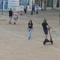 16-годишен е водачът на тротинетката, бутнал дете, не е спрял след удара 