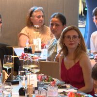 „Вечерта на успелите“: Абитуриенти от приемни семейства отпразнуваха бала си
